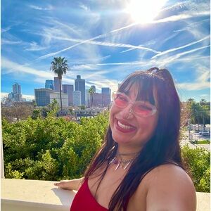 Meet your Posher, Naomi